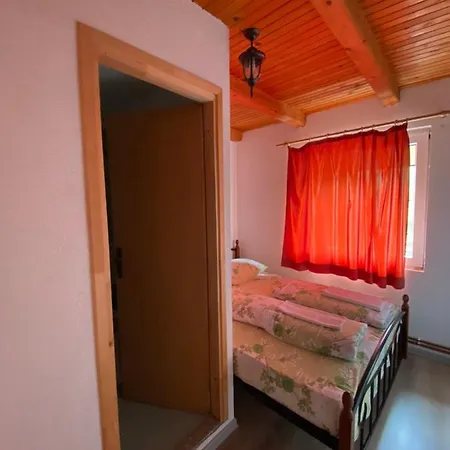 Bed And Breakfast Umoljani Oda ve Kahvaltı 3*