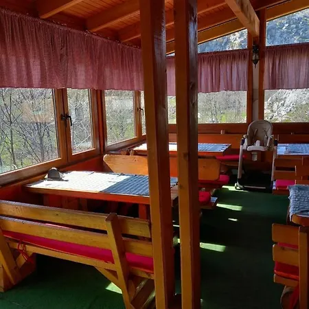 Oda ve Kahvaltı Bed And Breakfast Umoljani Umoljani