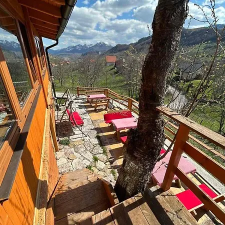 Bed And Breakfast Umoljani