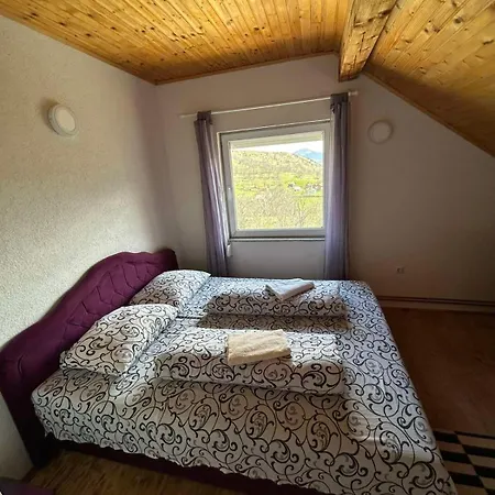 Bed And Breakfast Umoljani Umoljani